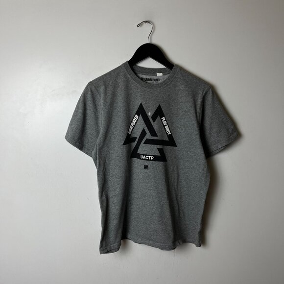 Undefeated Play DIrty UACTP Small S T Shirt Gray Graphic Tee - Picture 9 of 14